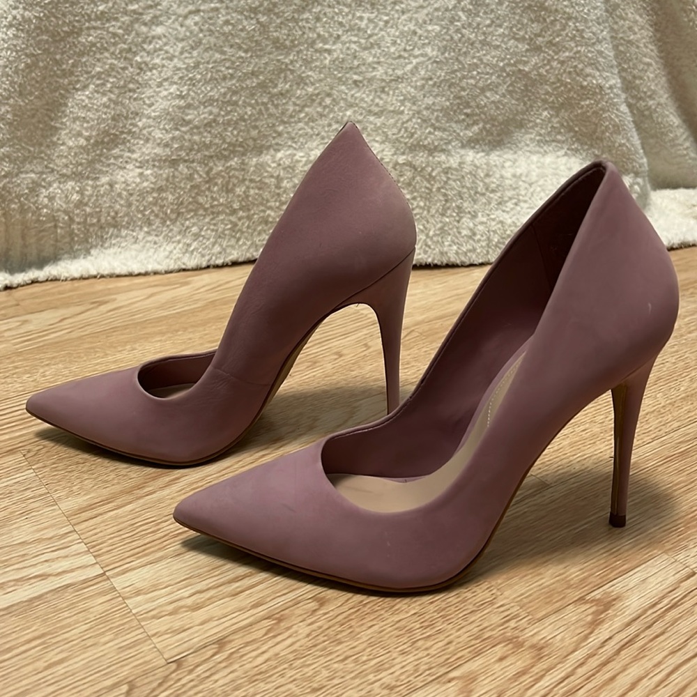 Aldo heels: suede